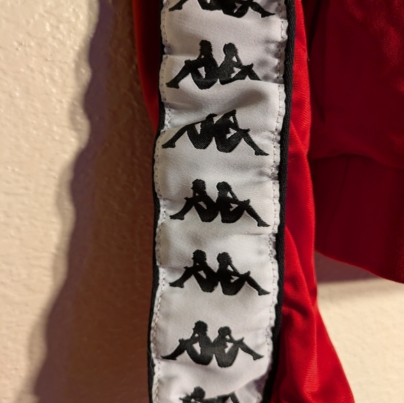 Kappa Red Track Jacket with Signature Striped Sleeves size large - Picture 8 of 8